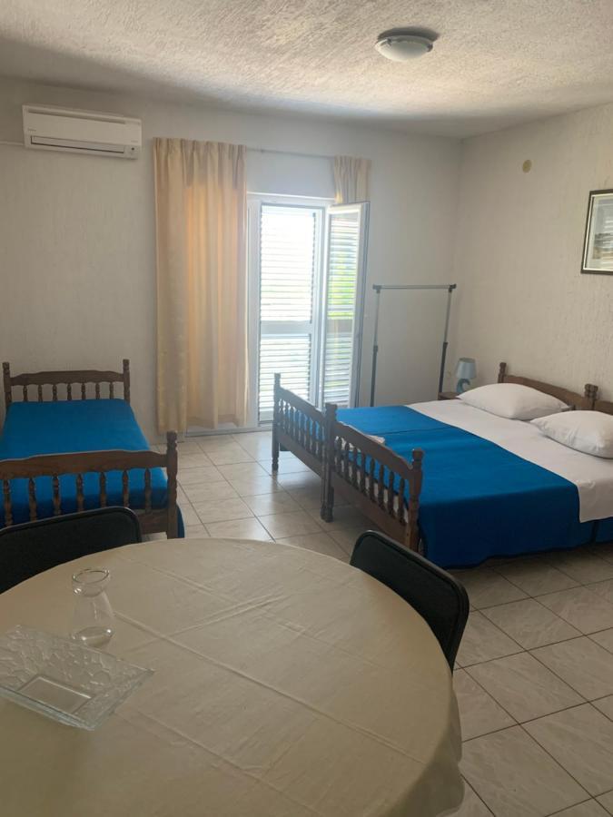 Apartmani Dzapo Срима Екстериор снимка