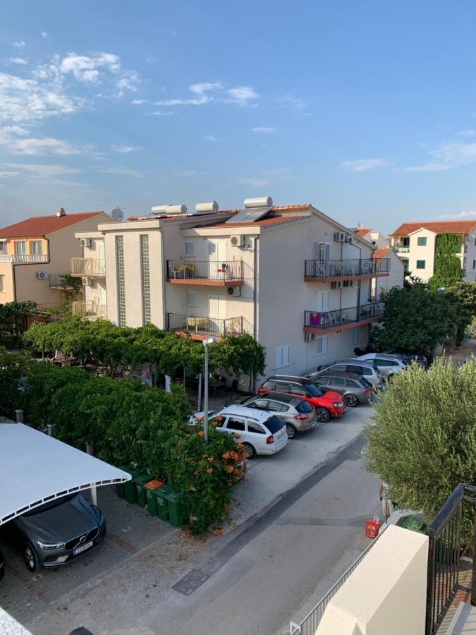 Apartmani Dzapo Срима Екстериор снимка