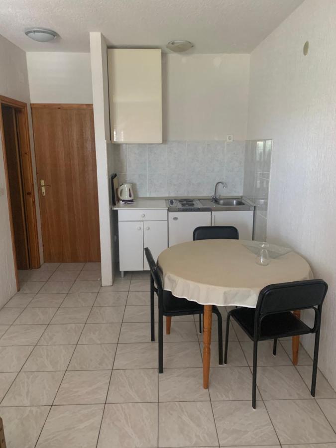 Apartmani Dzapo Срима Екстериор снимка