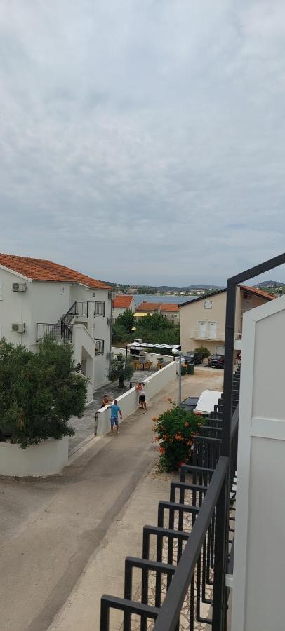 Apartmani Dzapo Срима Екстериор снимка